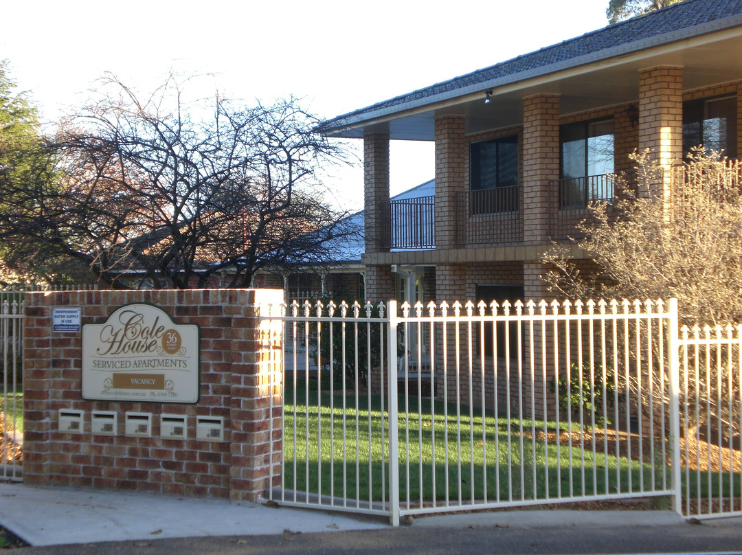 Cole House Serviced Apartments