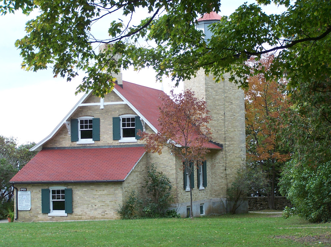 Eagle Bluff Lighthouse-Fish Creek必去景点