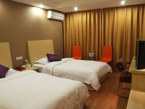 成都安逸158酒店抚琴店主图