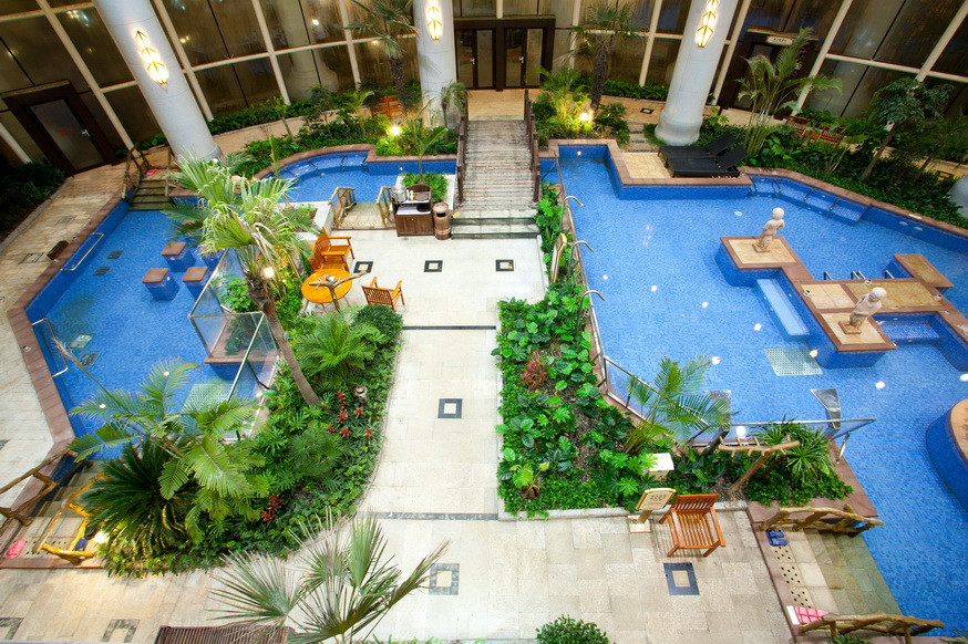 香根温泉度假酒店主图