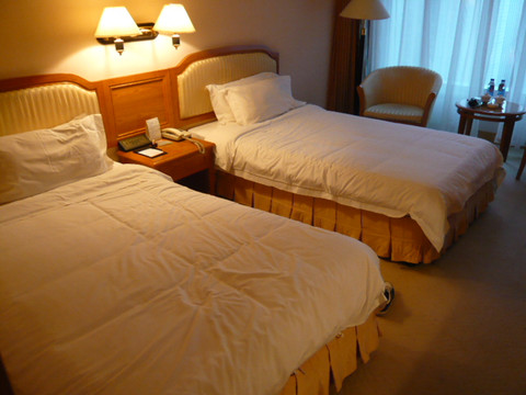 中山大酒店主图