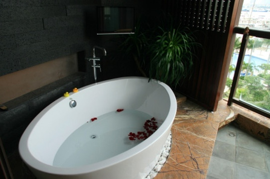 三亚玛瑞纳酒店主图