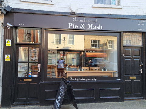 Gainsborough Pie and Mash主图