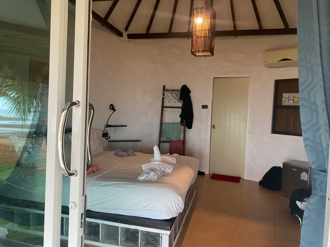 Sunrise Beach Resort主图