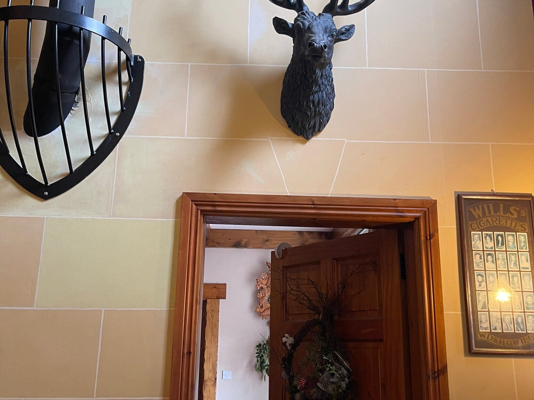 Rossmore Manor主图