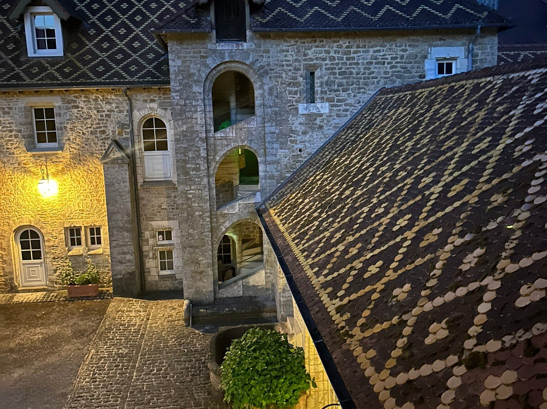 Golf Club du Chateau de Bournel-Cubry必去景点