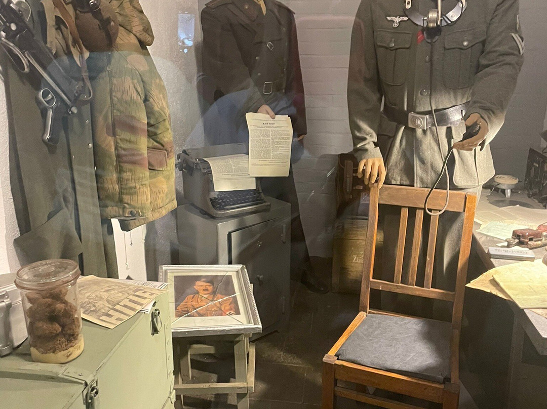 Bunker Museum景点图片