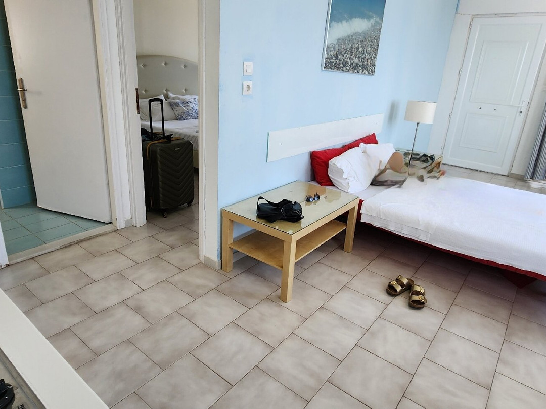 Seafront Studios & Apartments主图