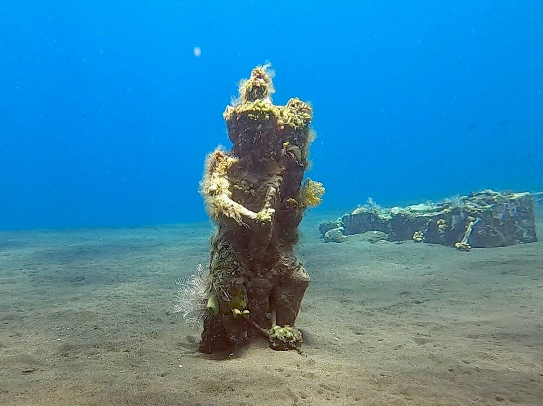 图兰本莱克潜水度假村主图