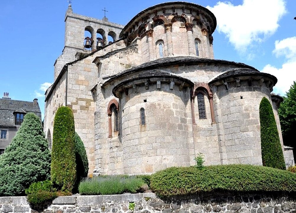 Eglise Saint-Pierre et Saint-Michel à Saint-Urcize-Saint-Urcize必去景点