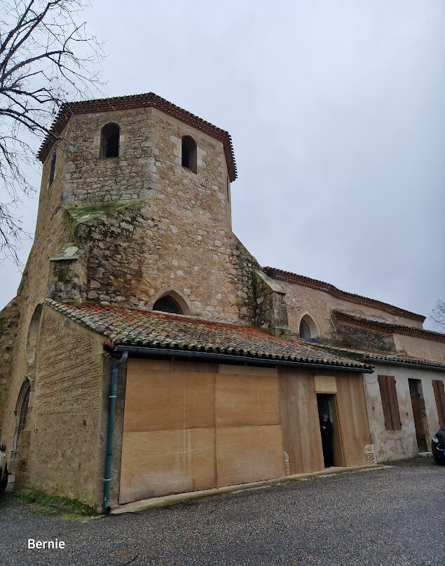 Eglise de Saint-Hilaire景点图片