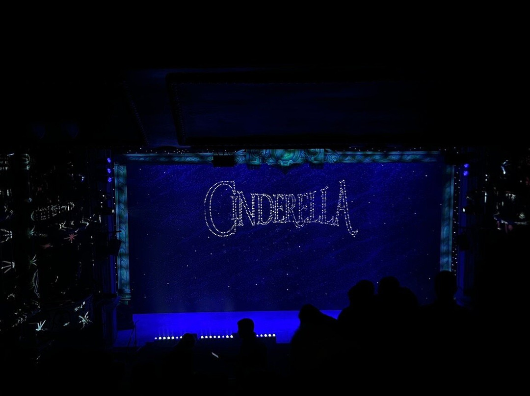New Wimbledon Theatre景点图片