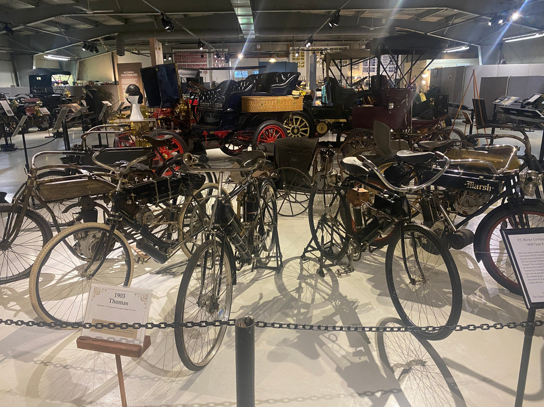 The Seal Cove Auto Museum景点图片