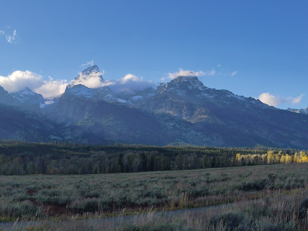 Teton Glacier Turnout景点图片