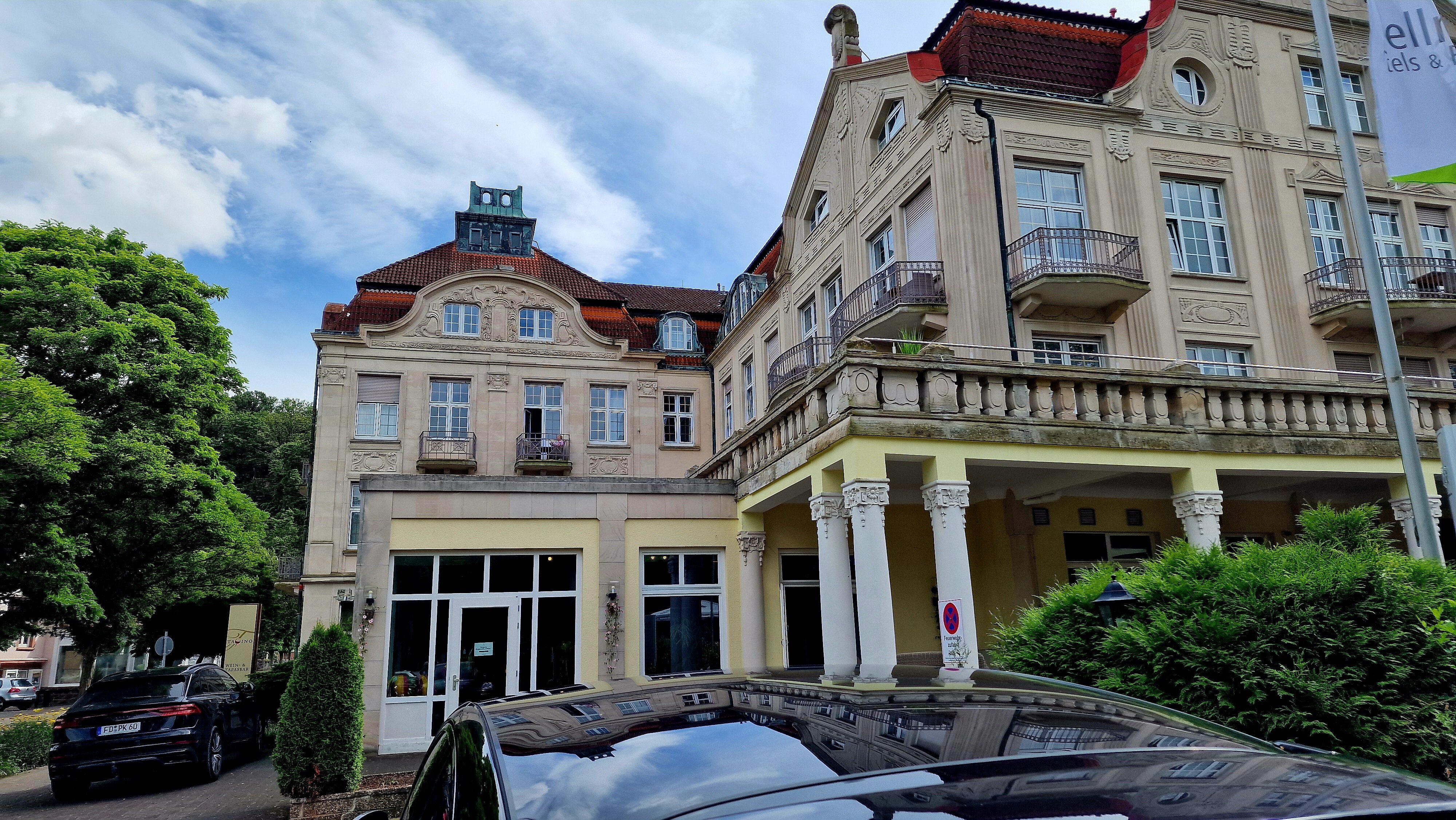 Hotel Badehof-官方