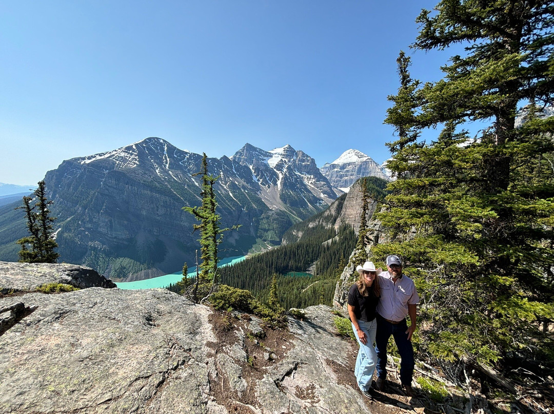 Timberline Tours Ltd. - Private Day Tours-路易斯湖必去景点