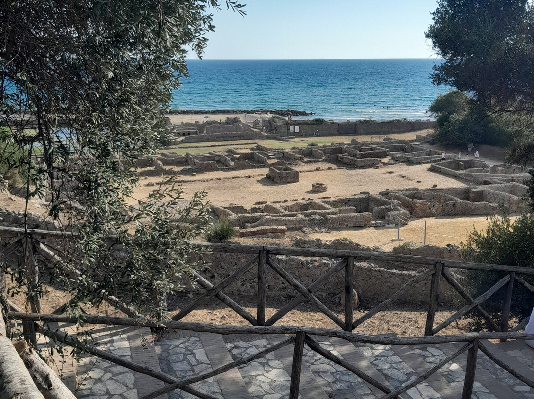 Villa of Tiberius景点图片