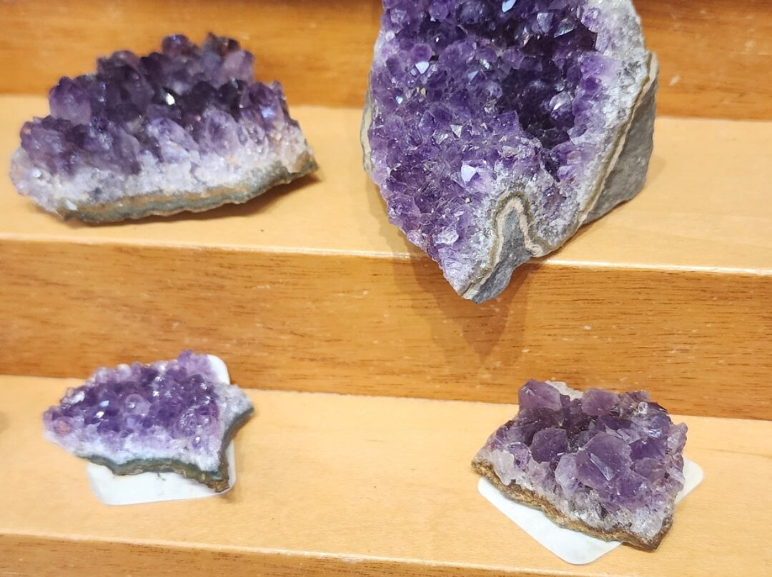 Crystalis Treasures-赫恩登必去景点