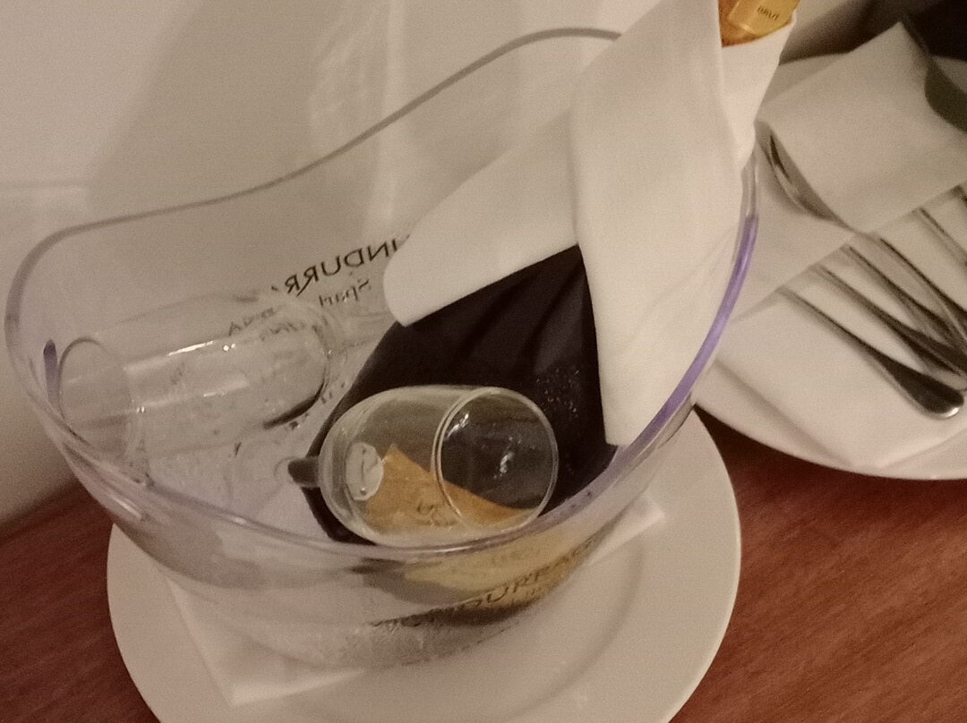 最佳西方雷伊码头酒店主图