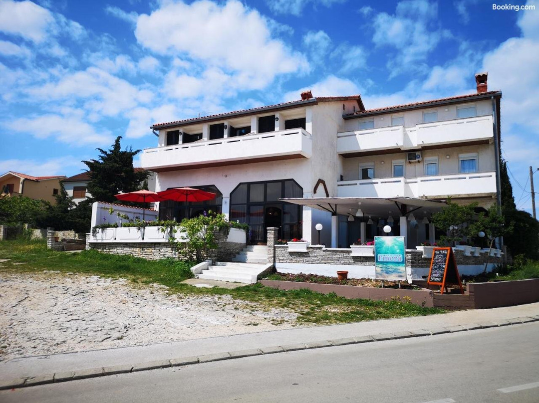 Villa Finera主图