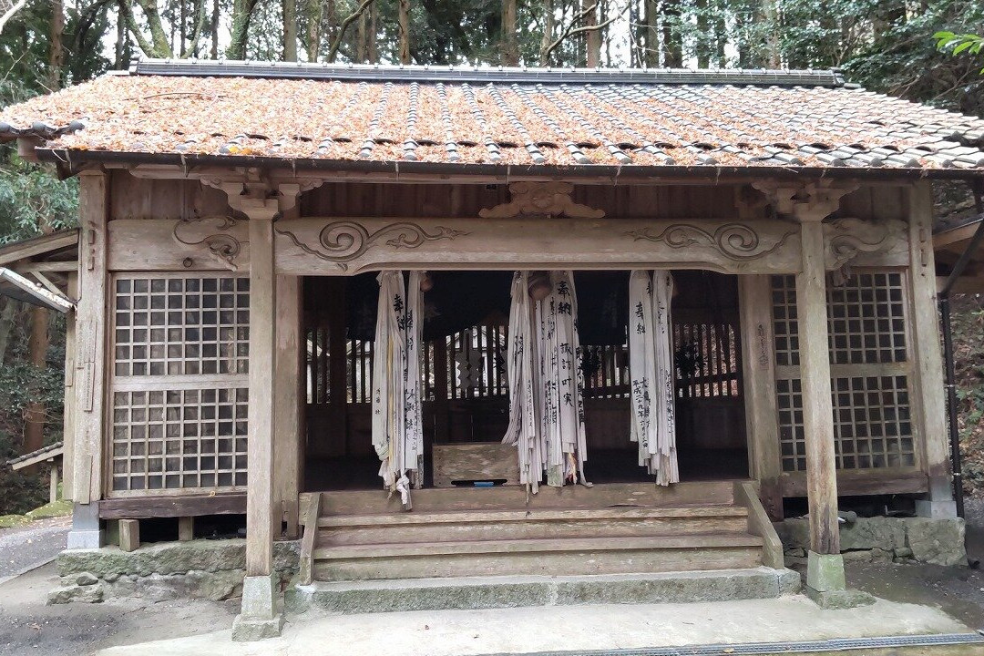 Itsutama Shrine景点图片