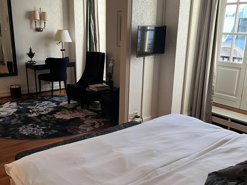 格兰德酒店主图