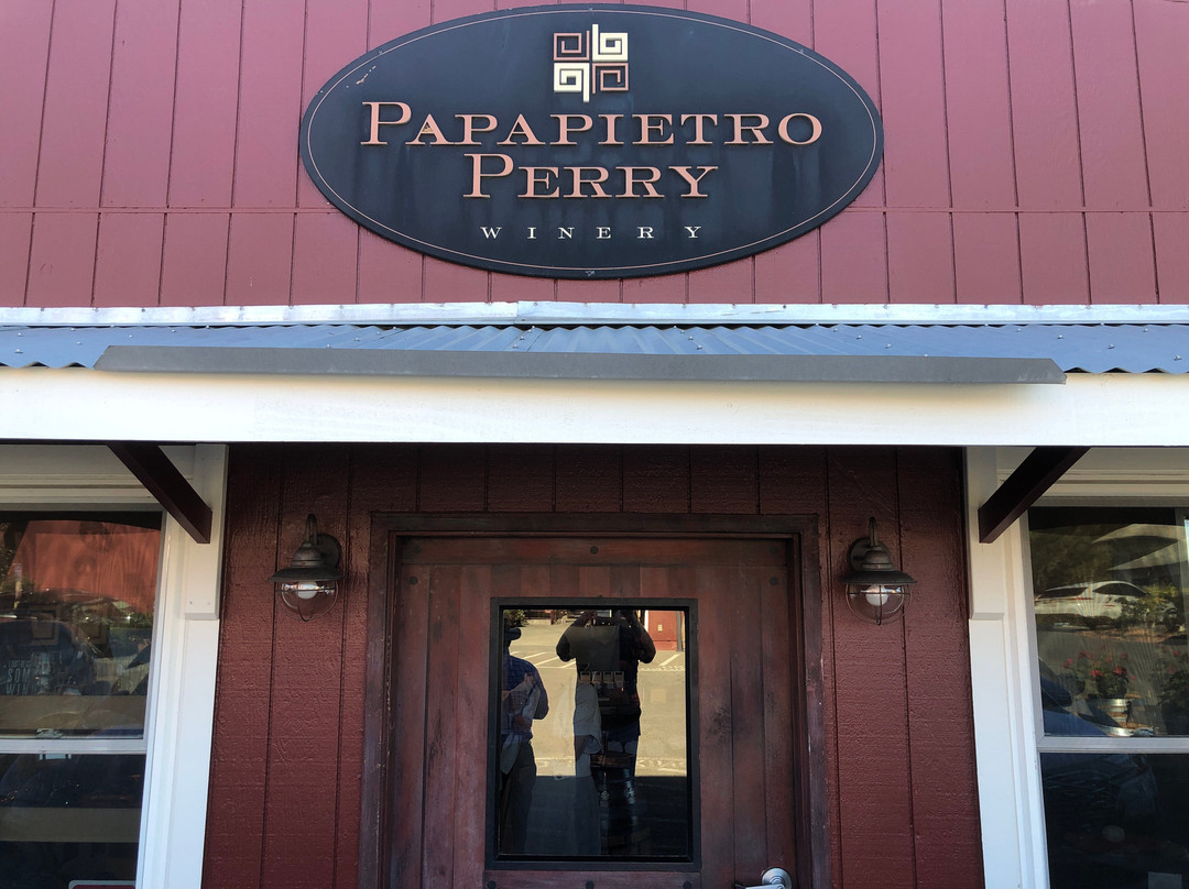 Papapietro Perry Winery景点图片