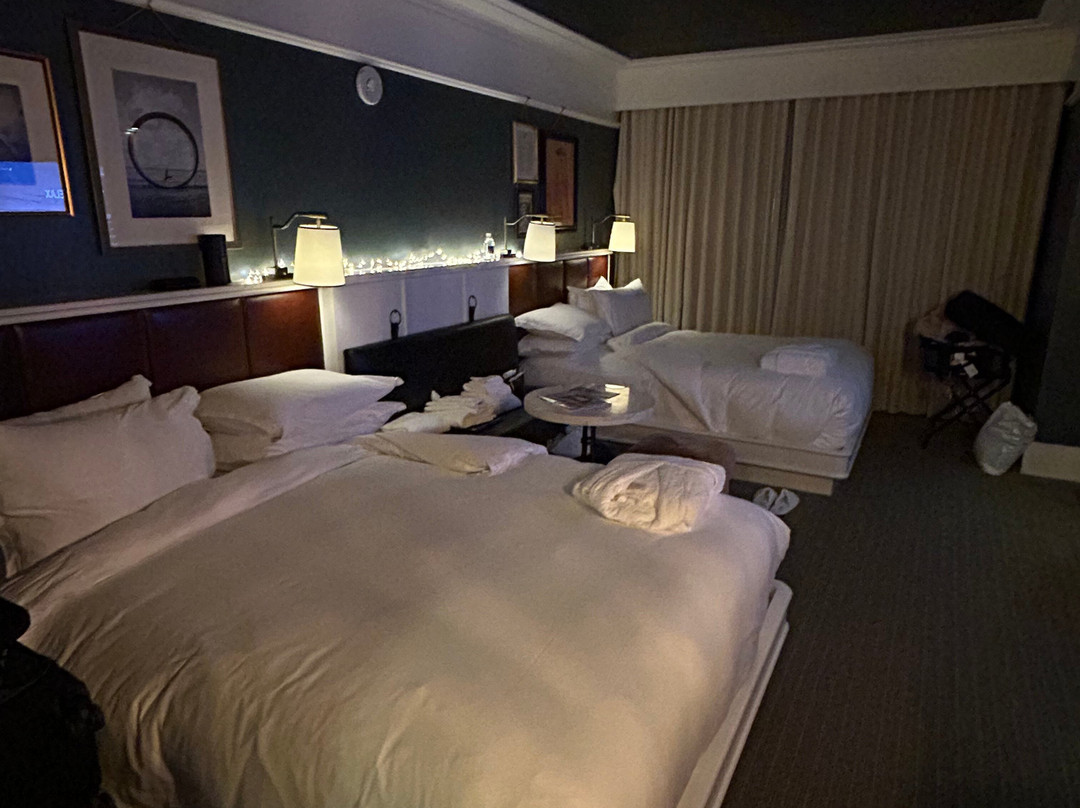 Perry Lane Hotel, A Luxury Collection Hotel主图