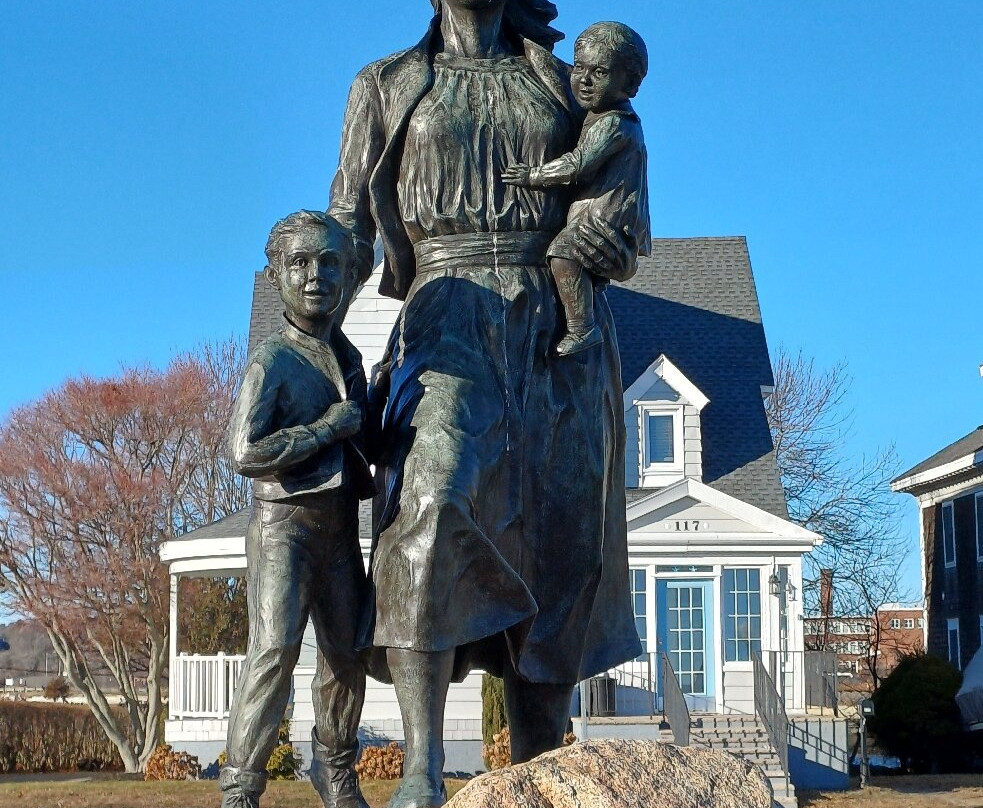 Gloucester Fishermen's Wives Memorial景点图片