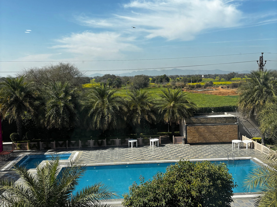 The Lal Vilas Hotels & Resorts主图