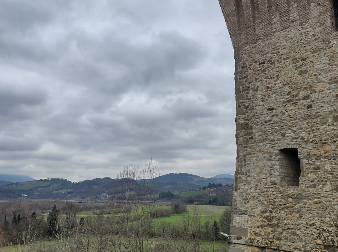Castello Pallavicino di Varano de' Melegari景点图片