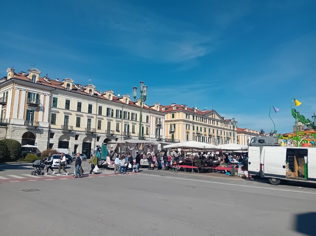 Piazza Galimberti-库内奥必去景点