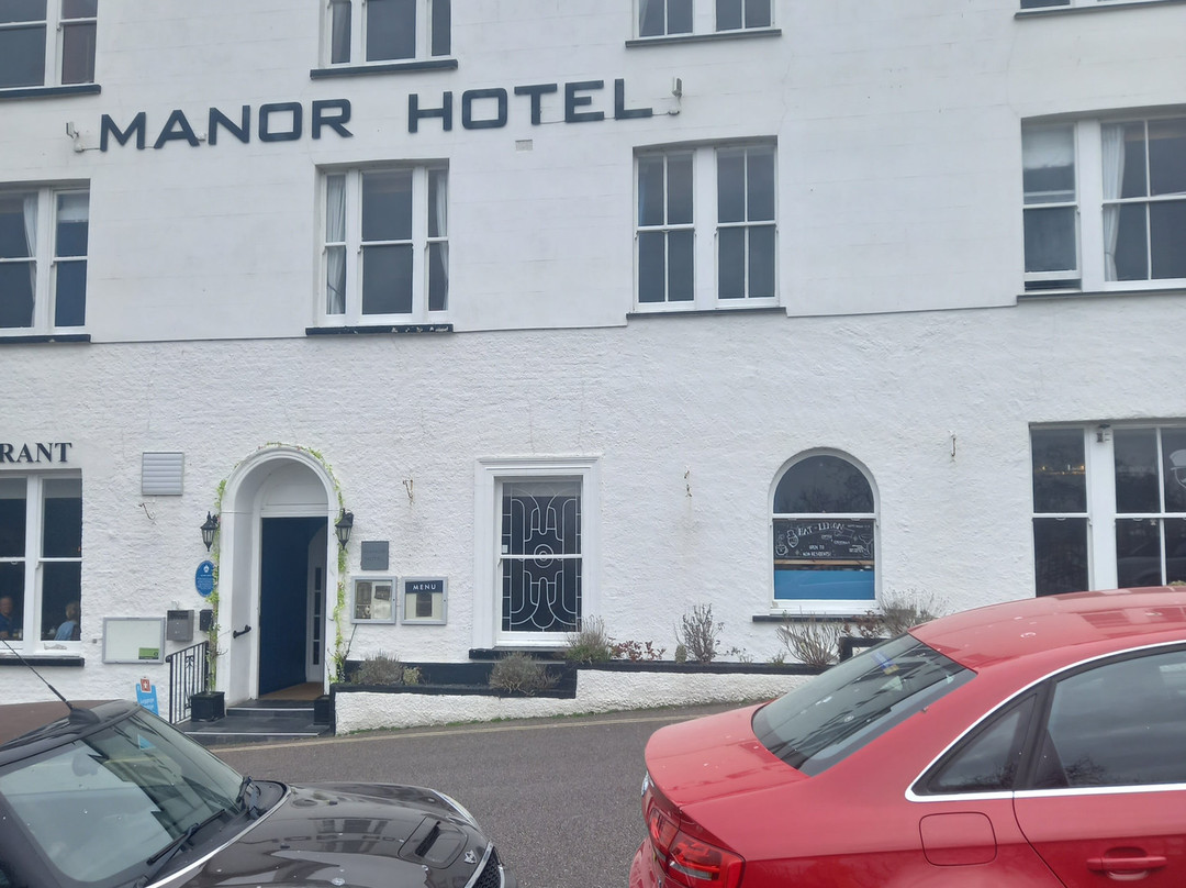 Manor Hotel主图