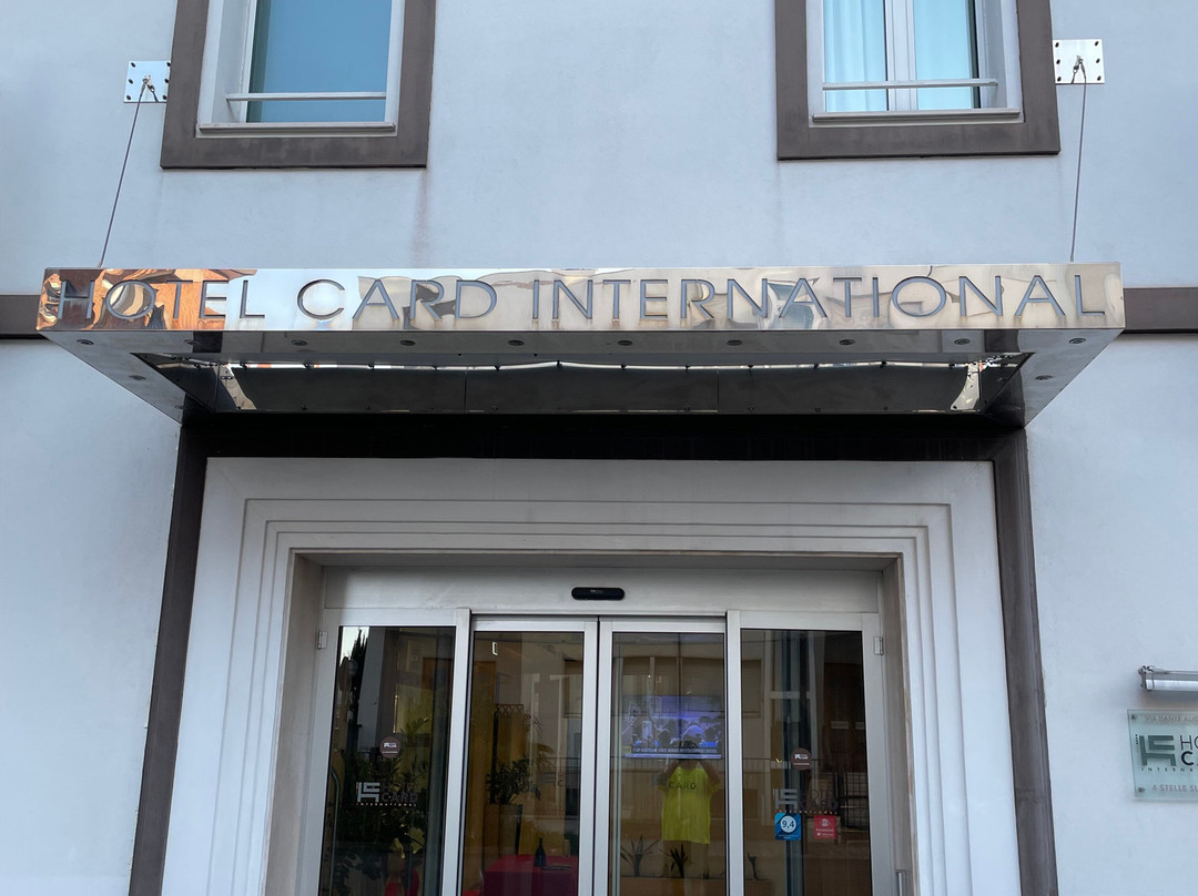 卡德国际酒店主图