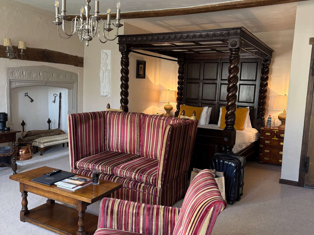 Seckford Hall Hotel And Spa主图