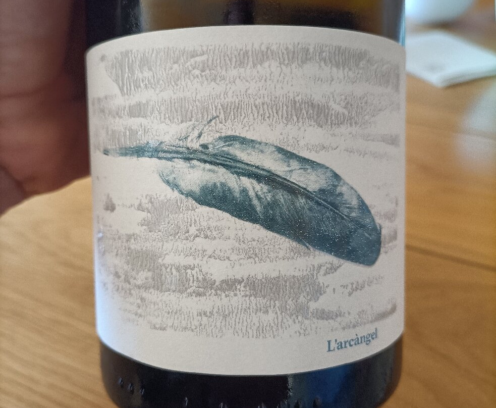 Celler Sant Miquel D'oló-Santa Maria d'Oló必去景点