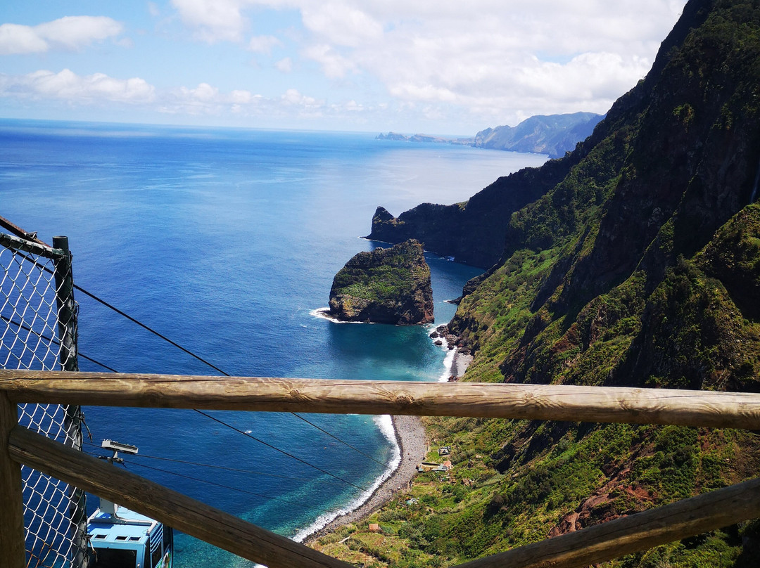 Teleferico da Rocha do Navio-Santana必去景点
