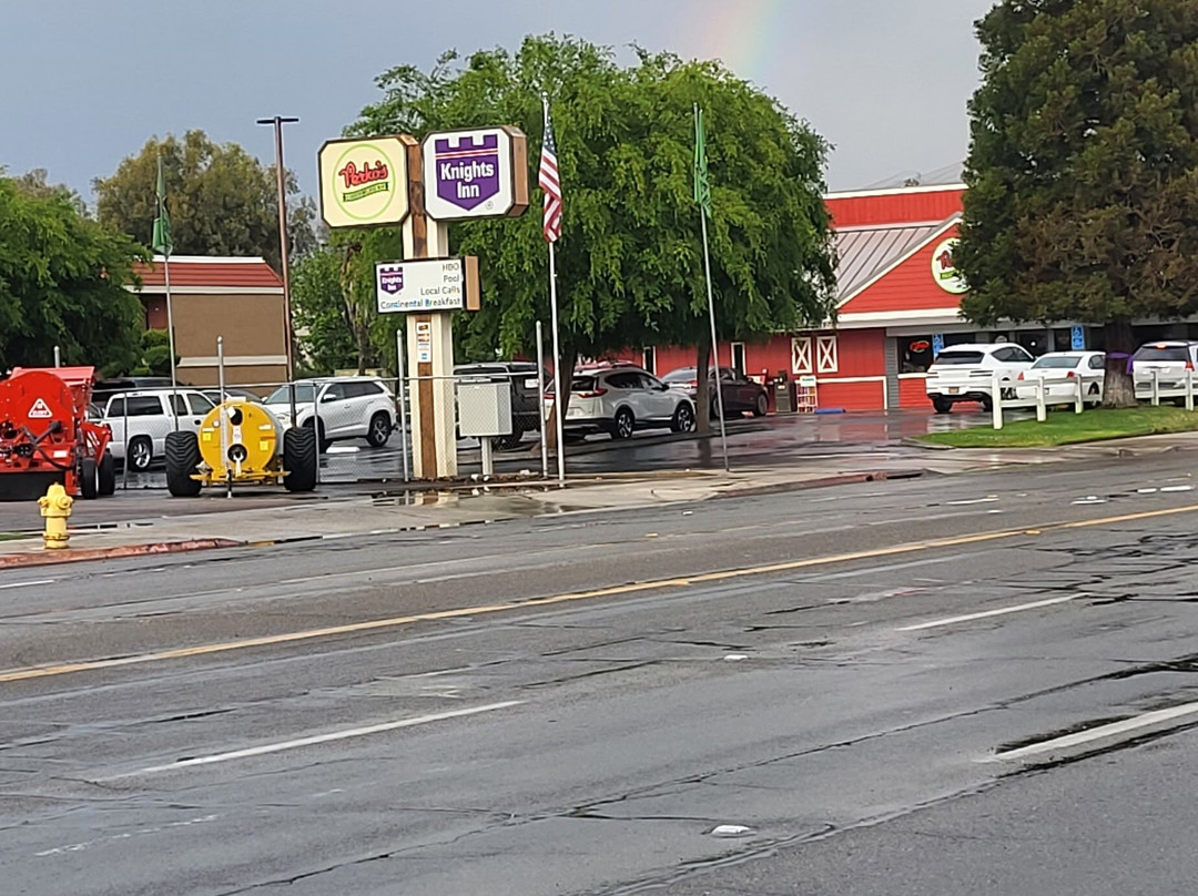 Knights Inn Madera主图