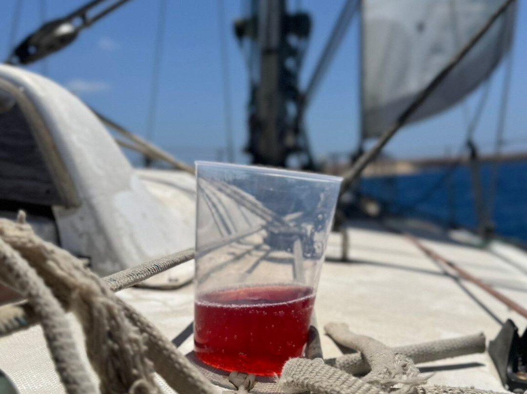 Alex Sailing-布兰卡滩必去景点