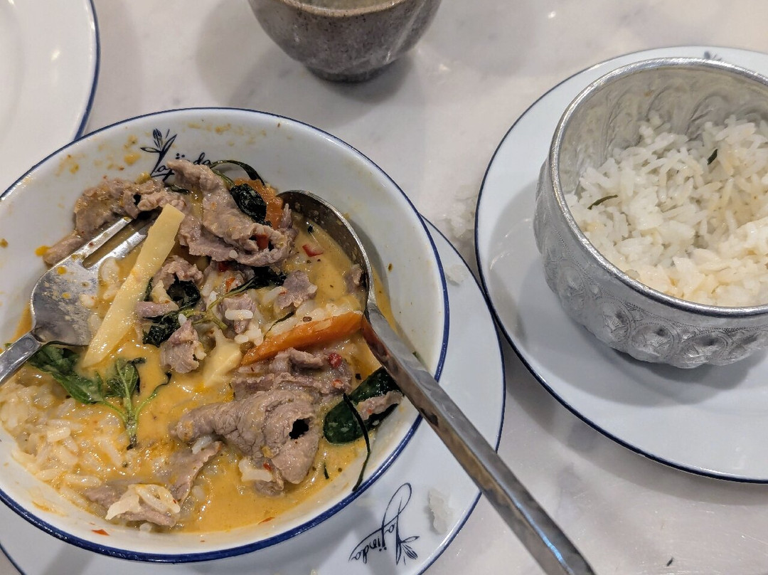 Ya Jinda Thai Restaurant