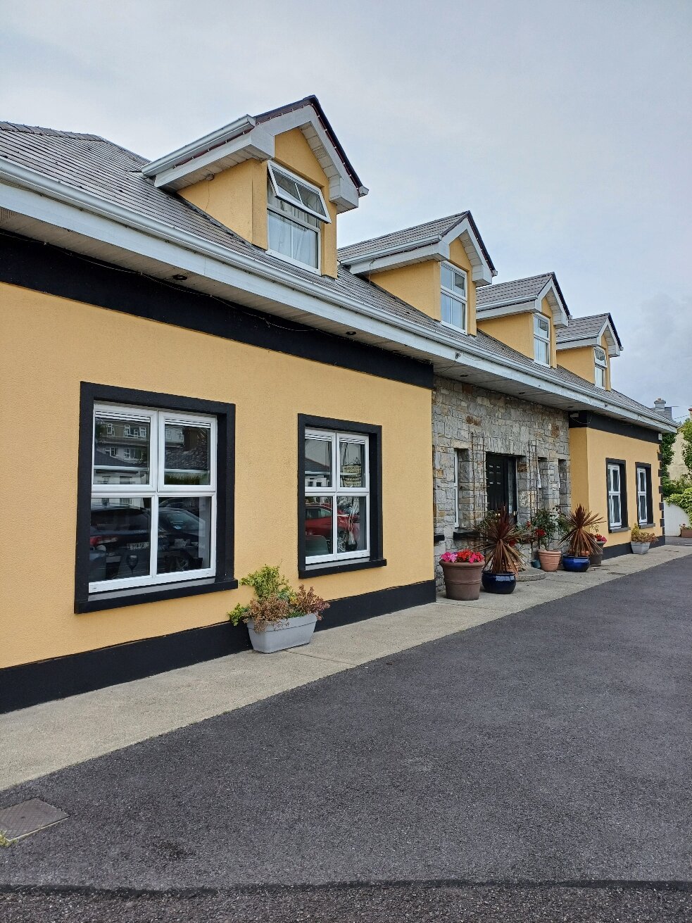Carragh House-官方