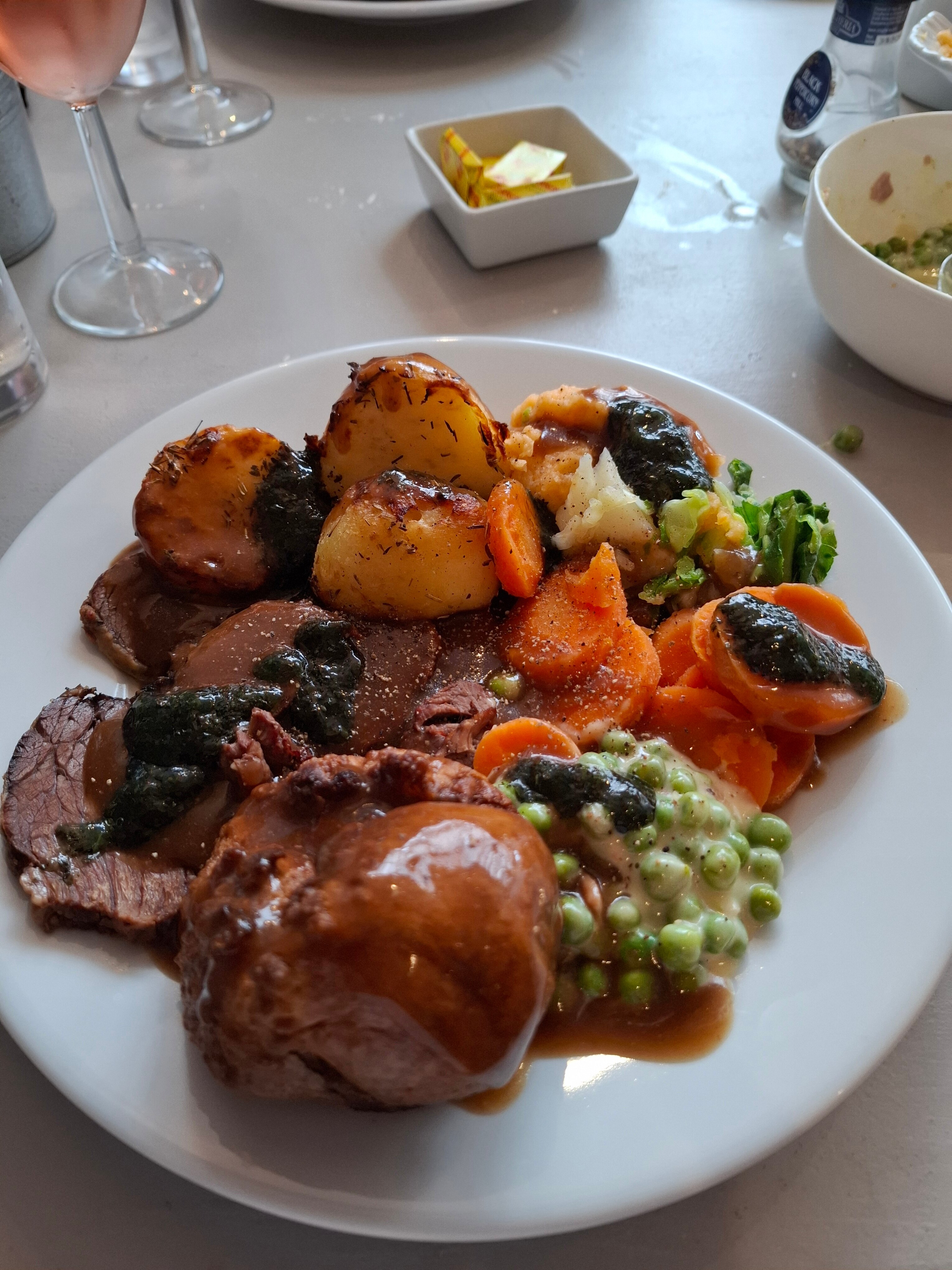 The Gower Hotel and Orangery Restaurant-官方