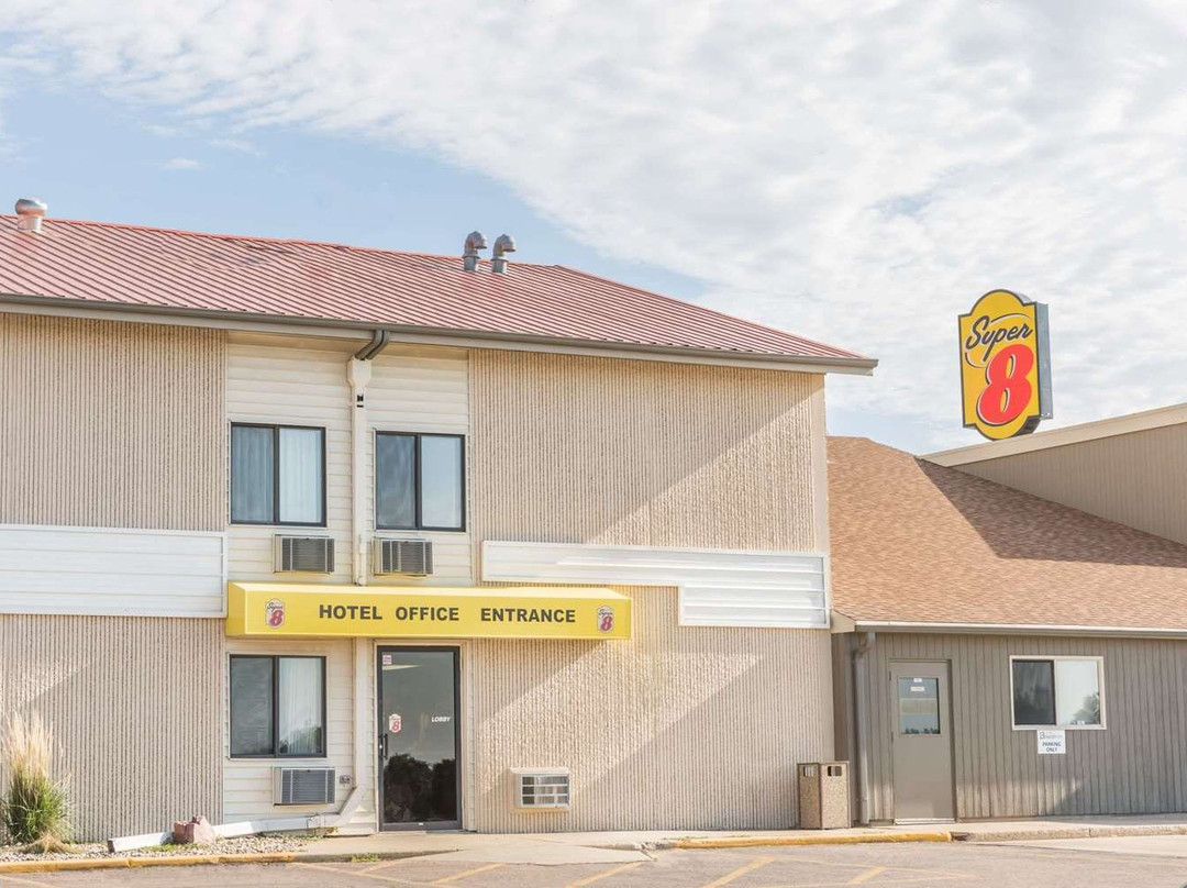 Super 8 By Wyndham Luverne I90