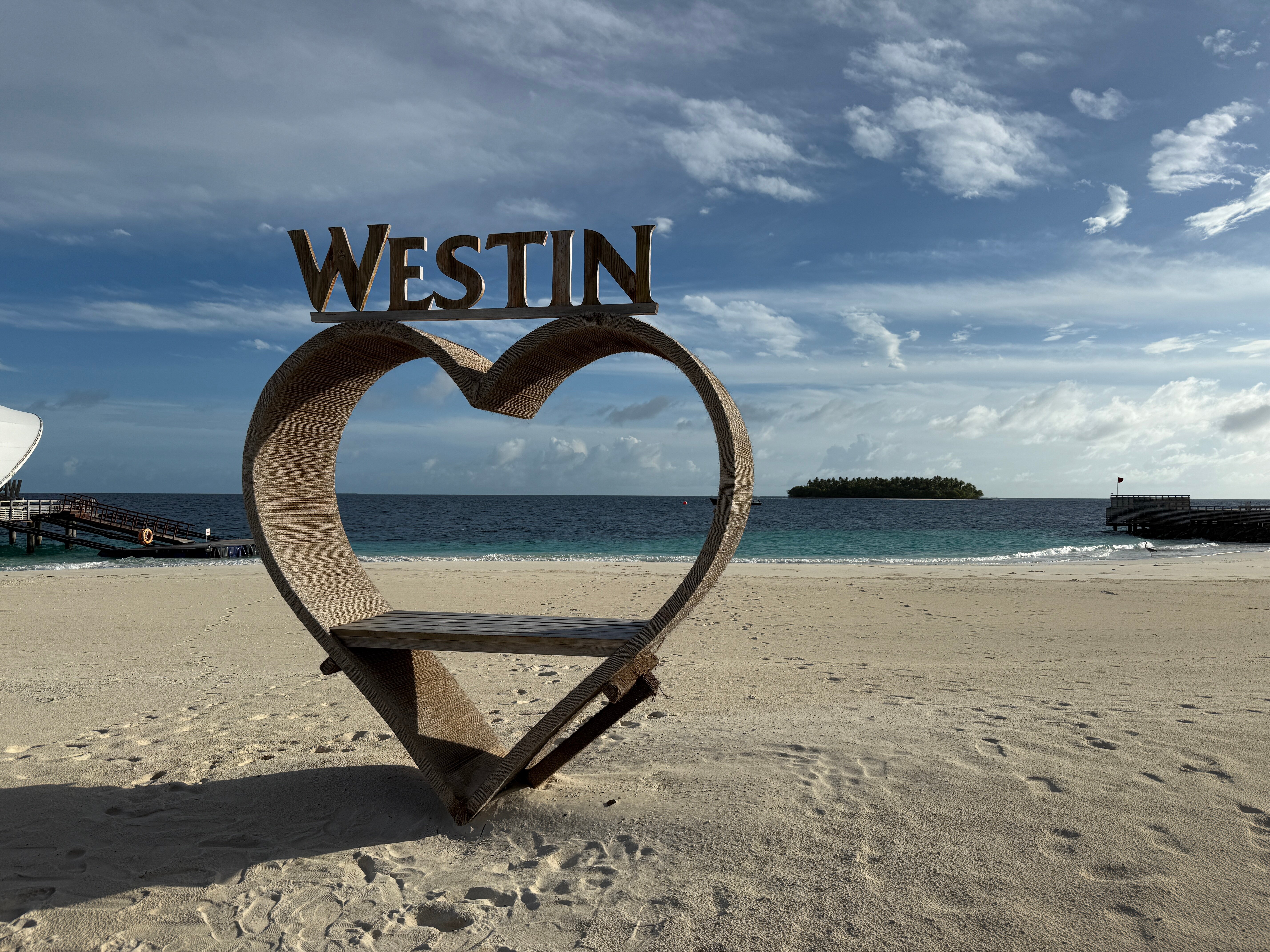 The Westin Maldives Miriandhoo Resort-浴室