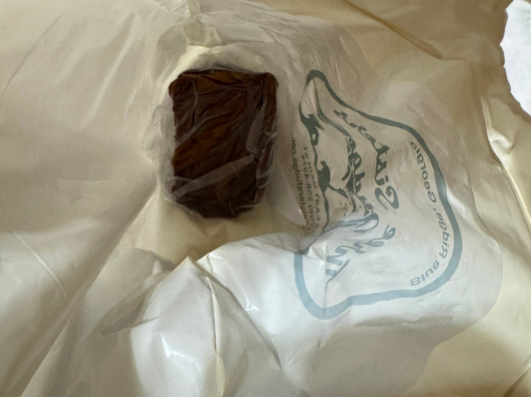 Three Sisters Fudge-蓝岭必去景点