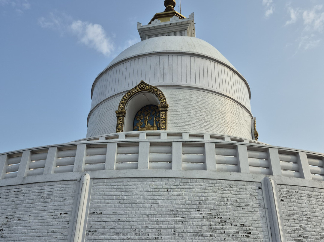 和平塔-博卡拉必去景点