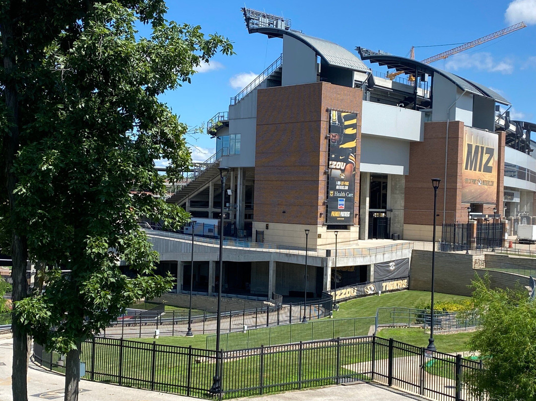 Faurot Field-哥伦比亚市必去景点