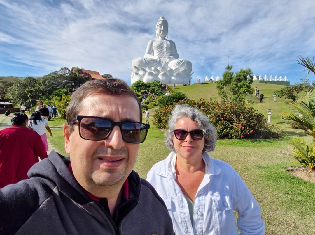 Praca do Portal Budista-Ibiracu必去景点