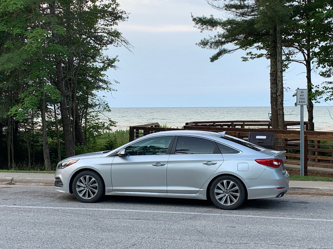 Northernmost Point of Lake Michigan-Naubinway必去景点