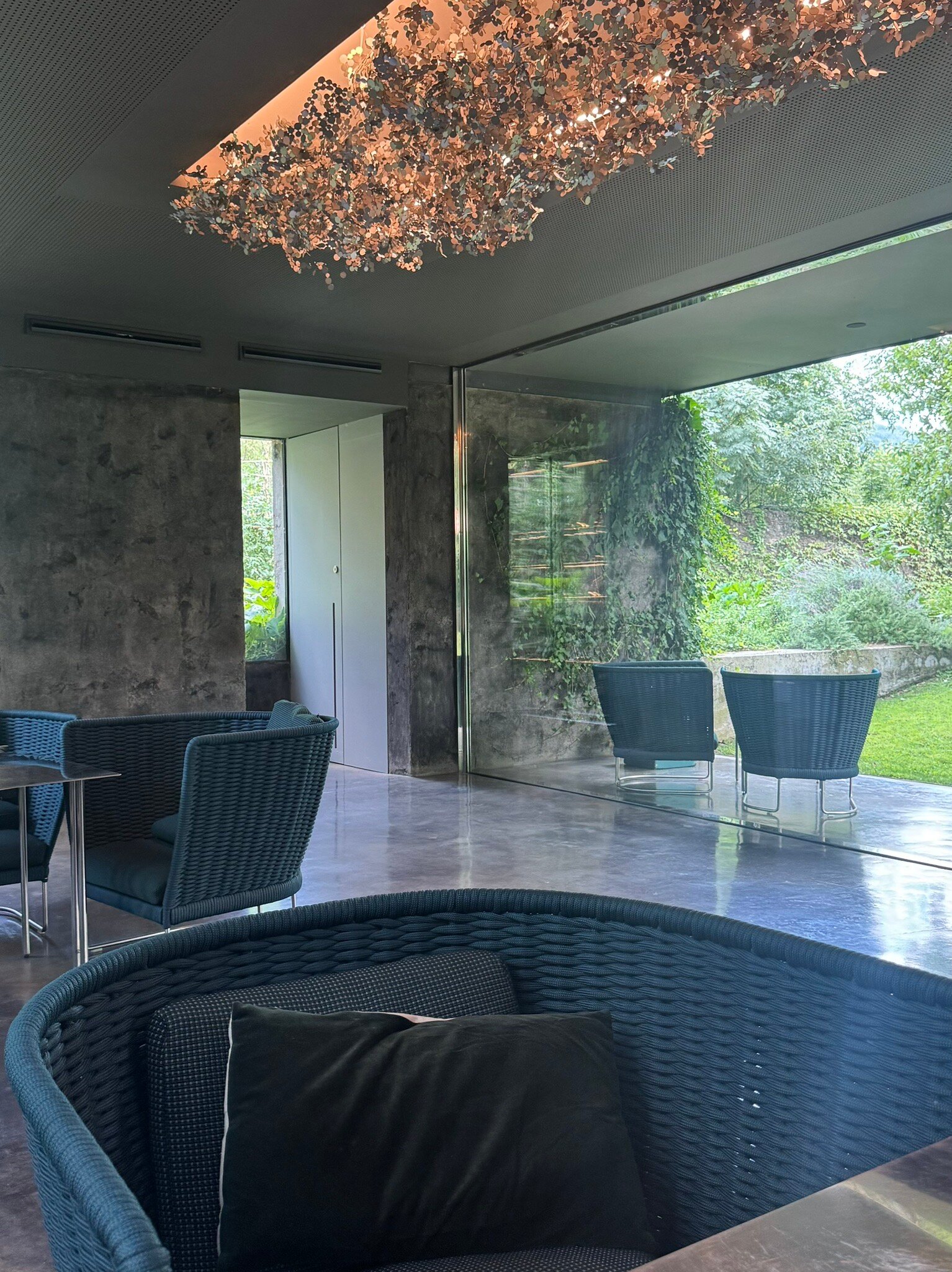 Les Cols Pavellons-官方